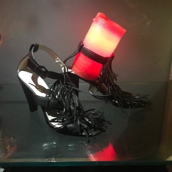 Kenneth Cole High heel - Picture 2 of 2